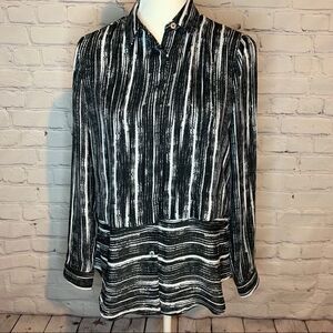 Banana Republic Long Sleeve Tiered Delany shirt